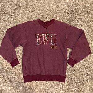 Vintage “EWU MOM” Crewneck